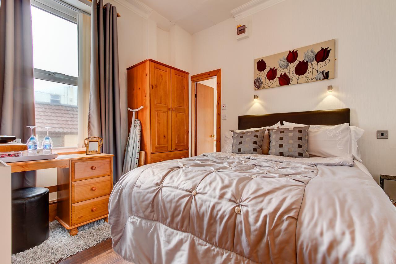 Sutton Park Guest House Blackpool Exteriör bild
