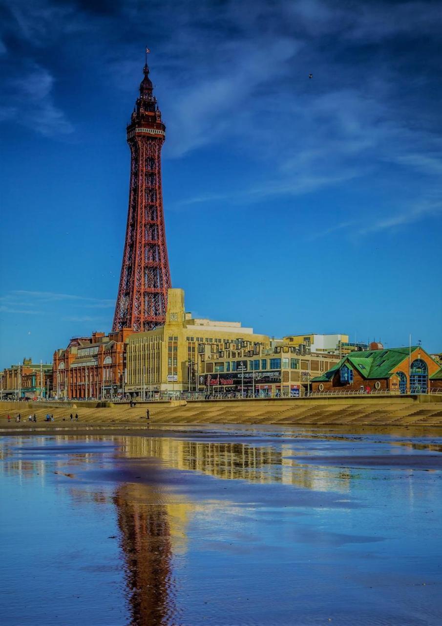 Sutton Park Guest House Blackpool Exteriör bild
