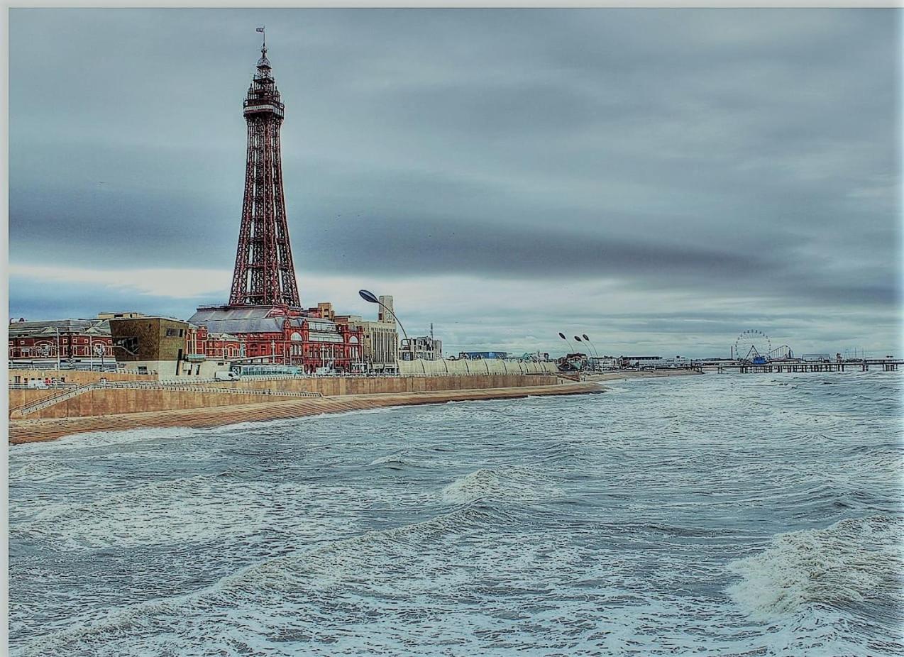 Sutton Park Guest House Blackpool Exteriör bild